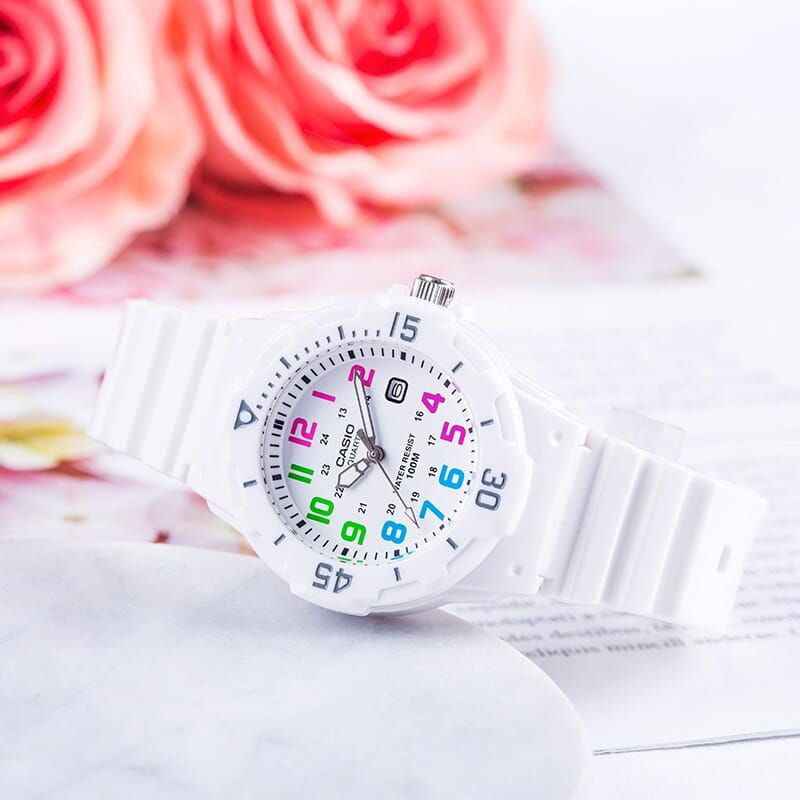 ساعت کاسیو Casio زنانه مدل LRW-200H-7B