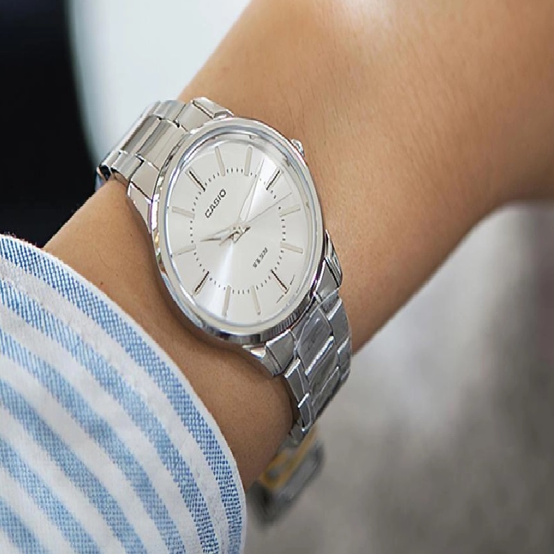 ساعت کاسیو CASIO زنانه مدل LTP-1303D-7A