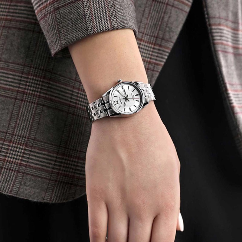 ساعت کاسیو CASIO زنانه مدل LTP-1335D-7A