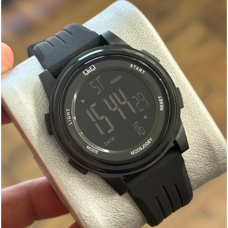 ساعت کیو اند کیو unisex Q&Q مدل M209J008Y صفحه مشکی